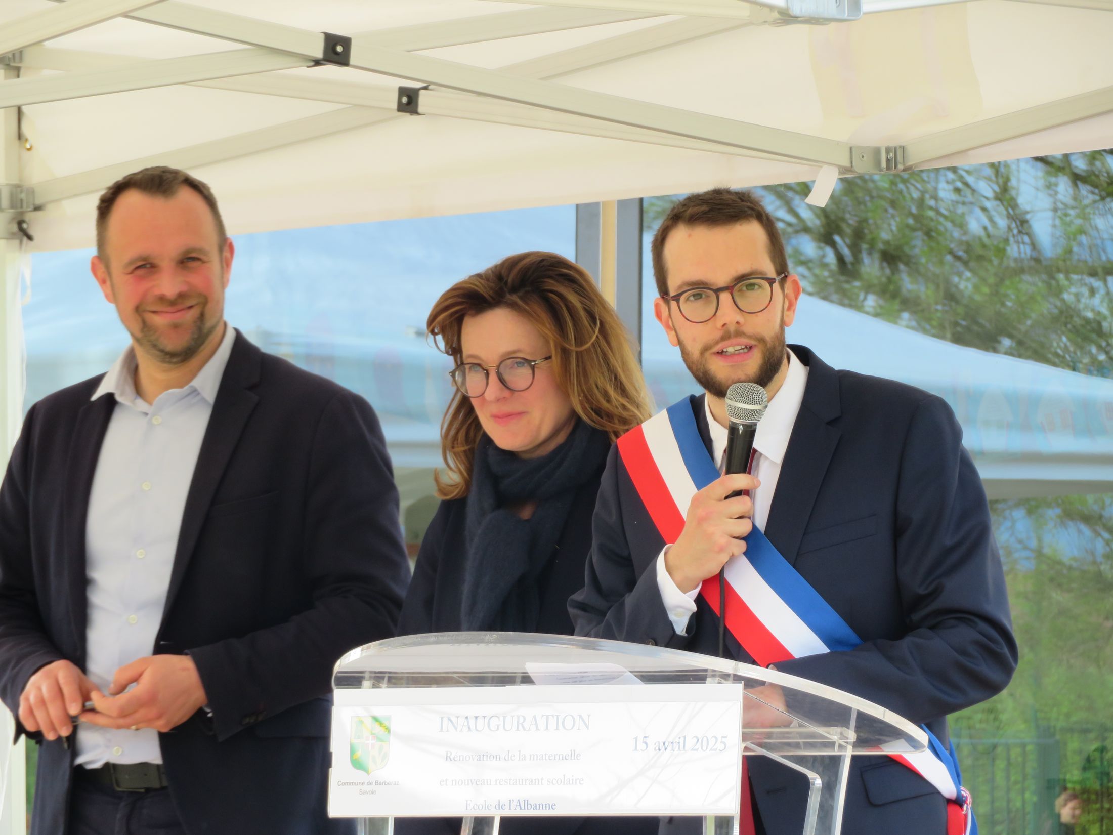 Agrandir l'image 2