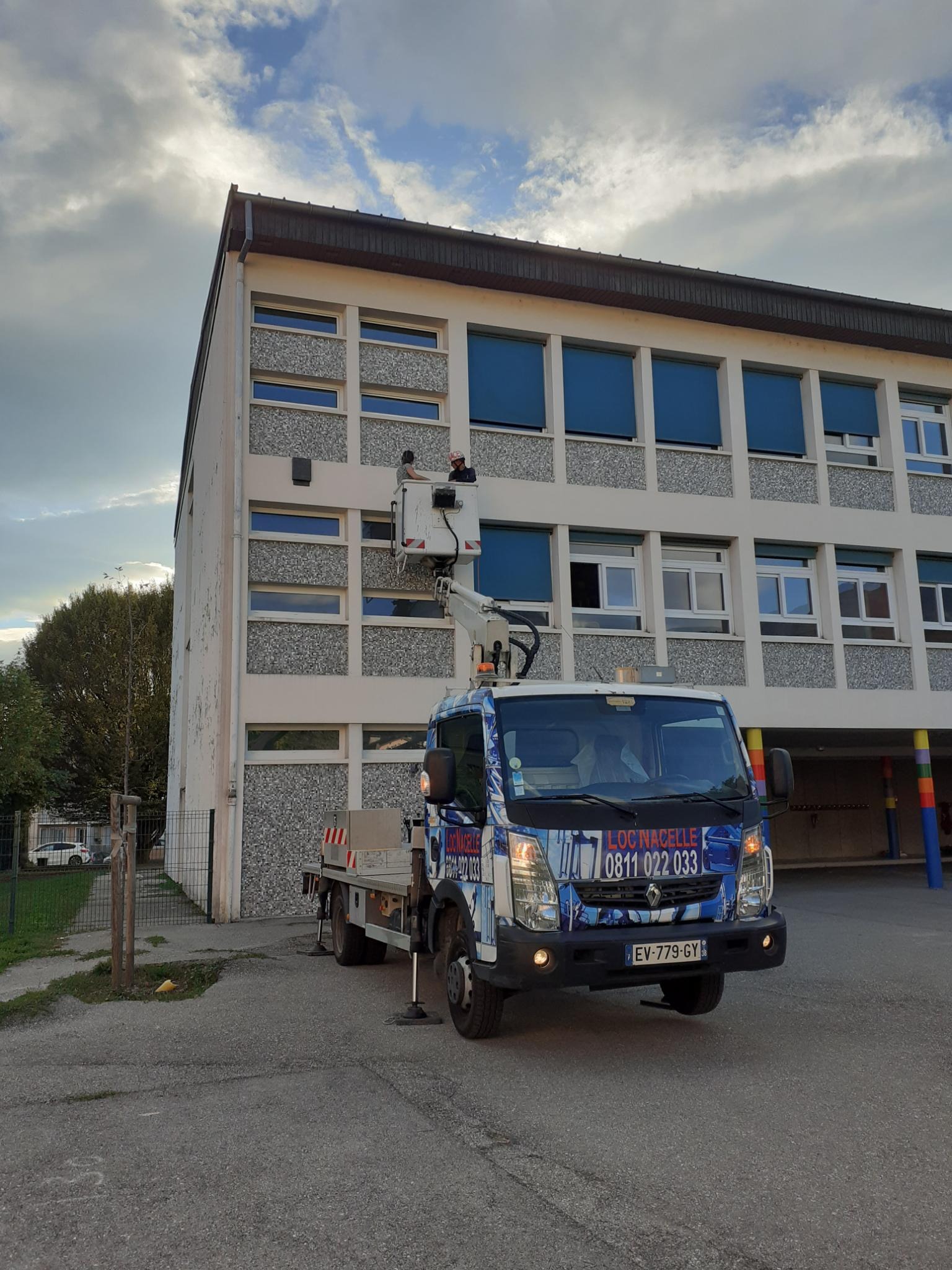 Agrandir l'image 2